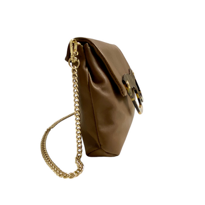Mini pochette Lucy marrone con occhiali tartaruga