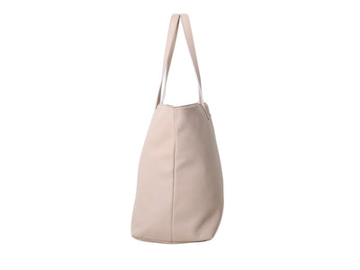 Lucy Powder Shopping